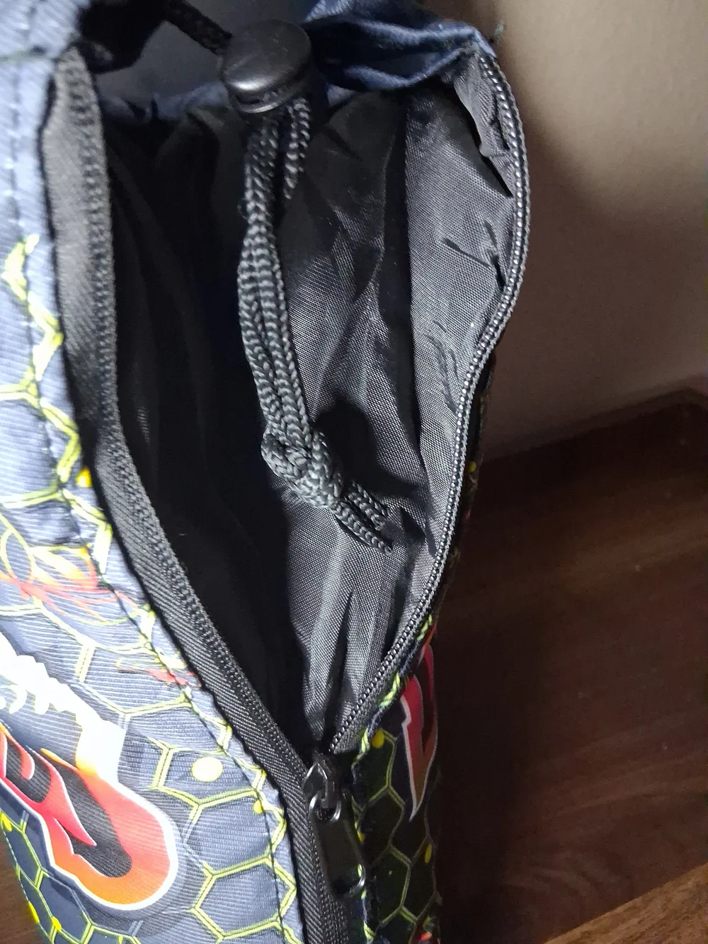 Men’s Packable Sling Bag - Navy with Yellow & Red
